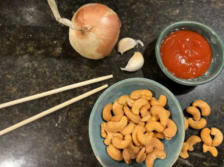 LH201 Gochujang Cashews